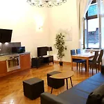 Aparthotel Old City