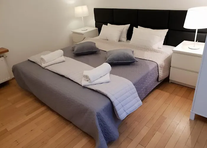 Aparthotel Old City