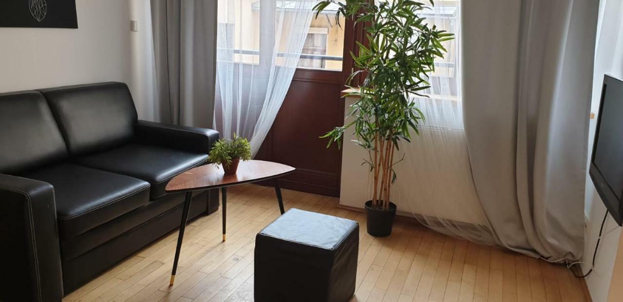Aparthotel Old 2*